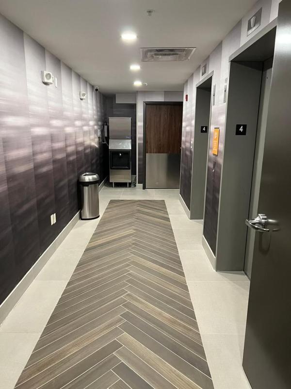 La Quinta Inn & Suites By Wyndham Manchester - Arnold Afb Eksteriør bilde