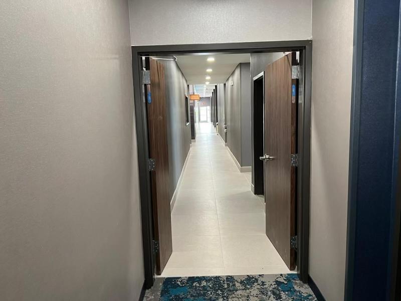 La Quinta Inn & Suites By Wyndham Manchester - Arnold Afb Eksteriør bilde